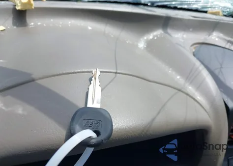 2005 Hyundai Santa Fe Gls/Lx from USA, damaged, VIN KM8SC13E35U863741